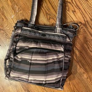 lug | Ace | Tote bag - so many pockets, cooler pocket, RFID privacy